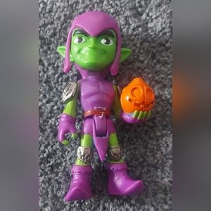 Marvel Green Goblin Hero Figure, 4-Inch Scale 2021